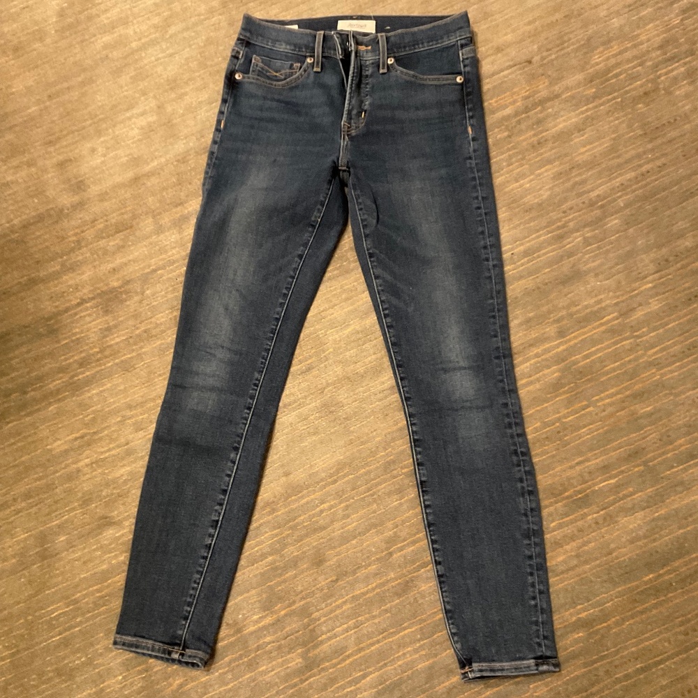 Revtown skinny jeans/jeggings, size 26, medium wash